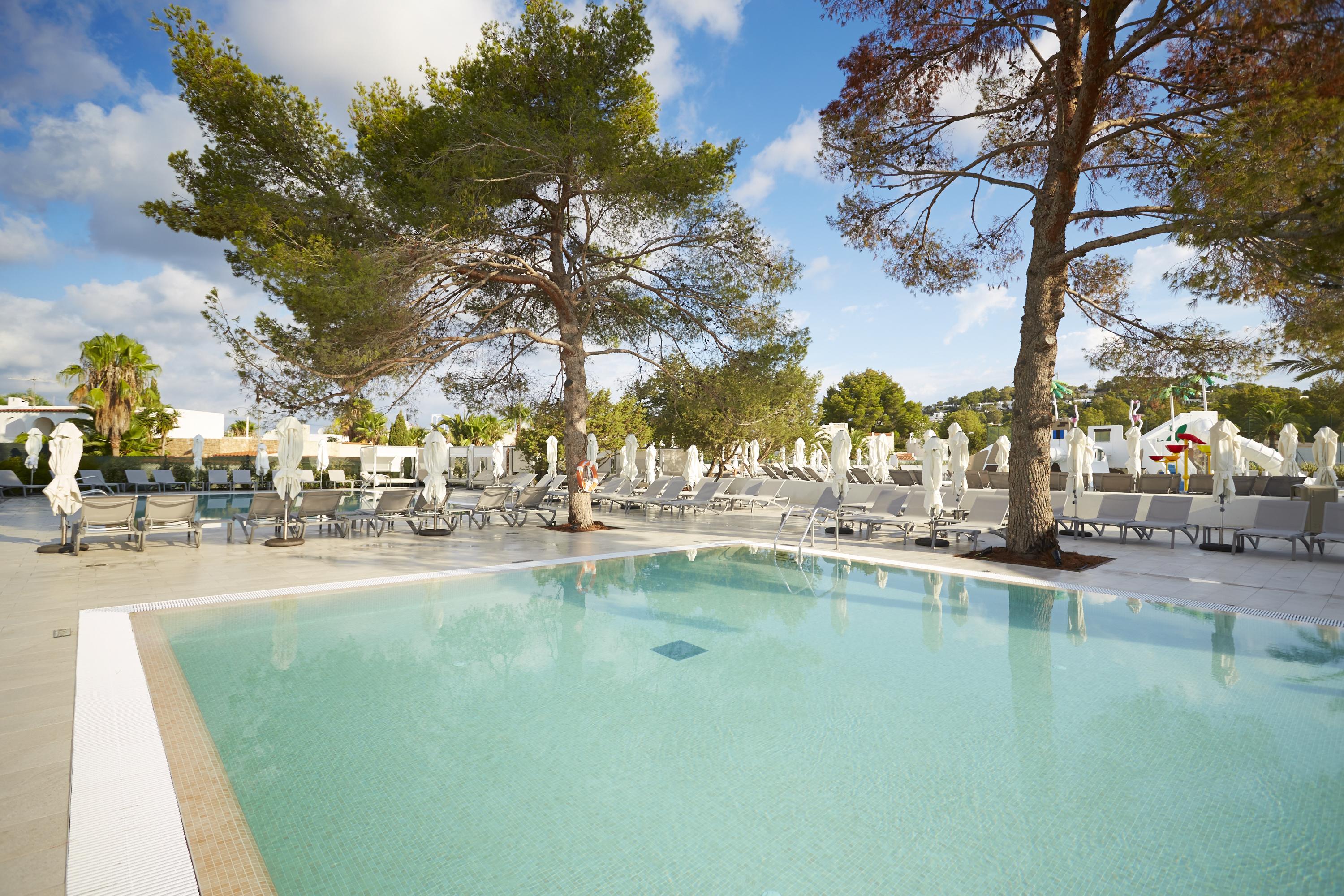 Insotel Tarida Beach Resort & Spa กาลาตาริดา ภายนอก รูปภาพ